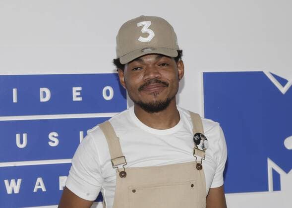 MTV Video Music Awards in New York Chance the Rapper arrives on the red carpet at the 2016 MTV Video Music Awards at Madison Square Garden in New York City on August 28, 2016. Performers at the 2016 MTV VMA s include Rihanna, Britney Spears, Ariana Grande and Nicki Minaj.  NYP20160828179 JOHNxANGELILLO