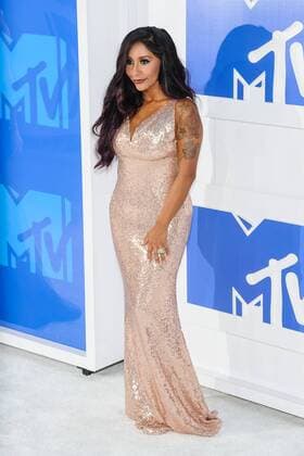 MTV Video Music Awards in New York August 28, 2016 - New York, NY, United States - 28 August 2016 - New York, New York - Nicole Snooki Polizzi. 2016 MTV Video Music Awards at Madison Square Garden. Photo Credit: Mario Santoro AdMedia New York United States - ZUMAa123