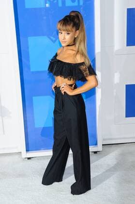 August 28, 2016 - New York, NY, United States - 28 August 2016 - New York, New York - Ariana Grande. 2016 MTV Video Music Awards at Madison Square Garden. Photo Credit: Mario Santoro AdMedia New York United States - ZUMAa123