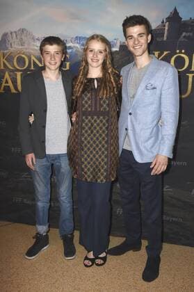Florian Burgkart, Katharina Stark und Patrick Mölleken bei der Premiere des Kinofilms König Laurin im Mathäser Filmpalast. München, 28.08.2016 Foto:xP.xSchönbergerx xFuturexImage