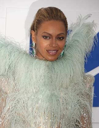 August 28, 2016 - New York, New York, U.S. - Singer BEYONCE KNOWLES attends the arrivals at the 2016 MTV Video Music Awards held at Madison Square Garden. New York U.S. - ZUMAk03_