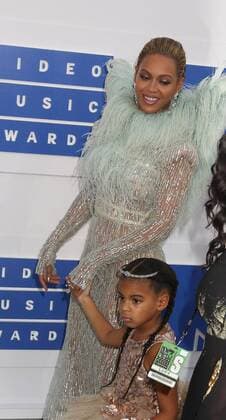 August 28, 2016 - New York, New York, U.S. - Singer BEYONCE KNOWLES and BLUE IVY attend the arrivals at the 2016 MTV Video Music Awards held at Madison Square Garden. New York U.S. - ZUMAk03_