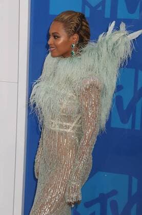 August 28, 2016 - New York, New York, U.S. - Singer BEYONCE KNOWLES attends the arrivals at the 2016 MTV Video Music Awards held at Madison Square Garden. New York U.S. - ZUMAk03_