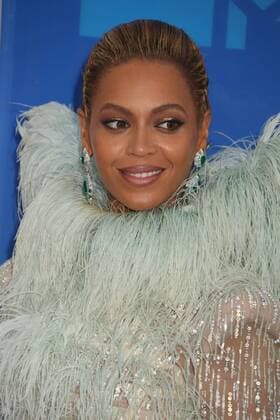 August 28, 2016 - New York, New York, U.S. - Singer BEYONCE KNOWLES attends the arrivals at the 2016 MTV Video Music Awards held at Madison Square Garden. New York U.S. - ZUMAk03_