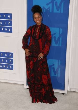 August 28, 2016 - New York, New York, U.S. - Singer ALICIA KEYS attends the arrivals at the 2016 MTV Video Music Awards held at Madison Square Garden. New York U.S. - ZUMAk03_