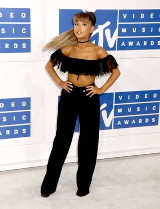 August 28, 2016 - New York, New York, U.S. - Singer ARIANA GRANDE attends the arrivals at the 2016 MTV Video Music Awards held at Madison Square Garden. New York U.S. - ZUMAk03_