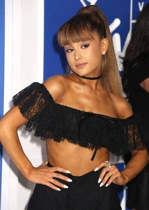 August 28, 2016 - New York, New York, U.S. - Singer ARIANA GRANDE attends the arrivals at the 2016 MTV Video Music Awards held at Madison Square Garden. New York U.S. - ZUMAk03_