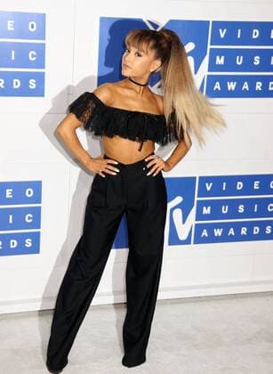August 28, 2016 - New York, New York, U.S. - Singer ARIANA GRANDE attends the arrivals at the 2016 MTV Video Music Awards held at Madison Square Garden. New York U.S. - ZUMAk03_