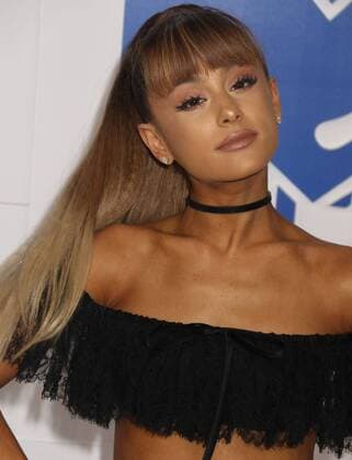 August 28, 2016 - New York, New York, U.S. - Singer ARIANA GRANDE attends the arrivals at the 2016 MTV Video Music Awards held at Madison Square Garden. New York U.S. - ZUMAk03_