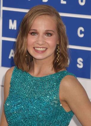 August 28, 2016 - New York, New York, U.S. - Olympic gymnast MADISON KOCIAN attends the arrivals at the 2016 MTV Video Music Awards held at Madison Square Garden. New York U.S. - ZUMAk03_