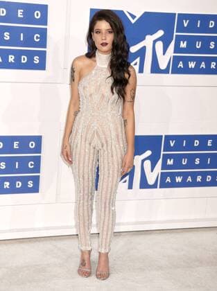 August 28, 2016 - New York, New York, U.S. - Singer HALSEY attends the arrivals at the 2016 MTV Video Music Awards held at Madison Square Garden. New York U.S. - ZUMAk03_