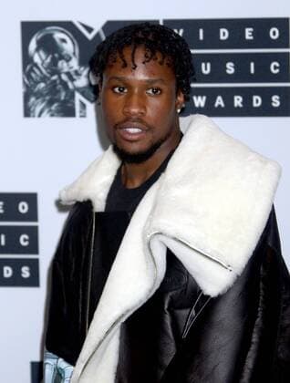 August 28, 2016 - New York, New York, U.S. - Singer actor SHAMEIK MOORE poses for photos in the press room at the 2016 MTV Video Music Awards held at Madison Square Garden. New York U.S. - ZUMAk03_