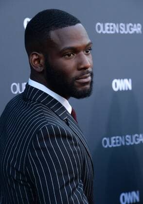 Cast member Kofi Siriboe attends the premiere of OWN s television drama series Queen Sugar at Warner Bros. Studio in Burbank, California on August 29, 2016. Storyline: The series chronicles the lives and loves of three estranged siblings in Louisiana.  LAP2016082924 JIMxRUYMEN