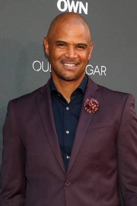 LOS ANGELES - AUG 29: Dondre Whitfield at the Premiere Of OWN s Queen Sugar at the Warner Brothers Studios on August 29, 2016 in Burbank, CA  KathyxHutchins