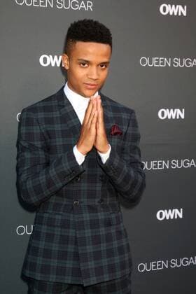 LOS ANGELES - AUG 29: Nicholas Ashe at the Premiere Of OWN s Queen Sugar at the Warner Brothers Studios on August 29, 2016 in Burbank, CA  KathyxHutchins