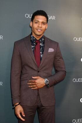 LOS ANGELES - AUG 29: Deric Augustine at the Premiere Of OWN s Queen Sugar at the Warner Brothers Studios on August 29, 2016 in Burbank, CA  KathyxHutchins