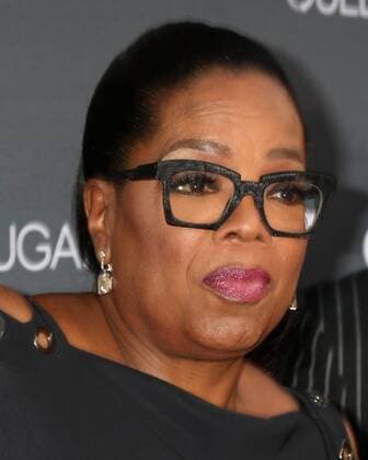 LOS ANGELES - AUG 29: Oprah Winfrey at the Premiere Of OWN s Queen Sugar at the Warner Brothers Studios on August 29, 2016 in Burbank, CA  KathyxHutchins