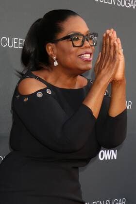 LOS ANGELES - AUG 29: Oprah Winfrey at the Premiere Of OWN s Queen Sugar at the Warner Brothers Studios on August 29, 2016 in Burbank, CA  KathyxHutchins