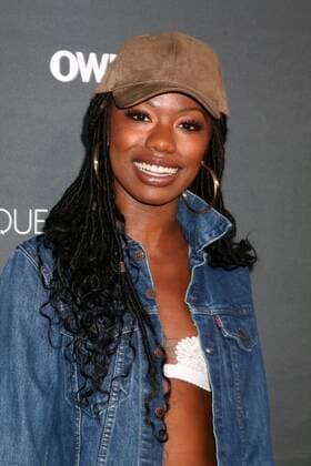 LOS ANGELES - AUG 29: Xosha Roquemore at the Premiere Of OWN s Queen Sugar at the Warner Brothers Studios on August 29, 2016 in Burbank, CA  KathyxHutchins