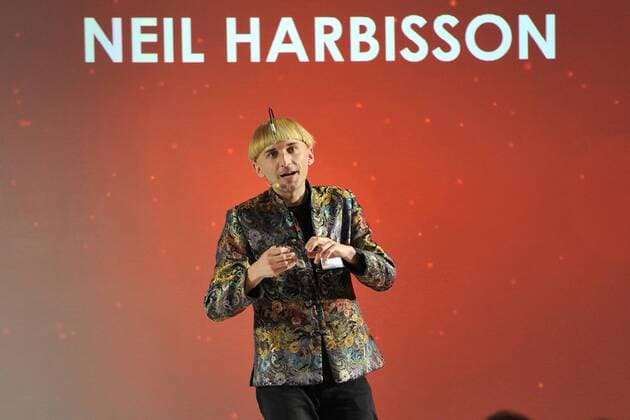 19.Goldener Computerpreis 2016 Neil Harbission erzaehlt aus seinem Leben als ernannter Cyborg Verleihung des 19. Goldener Computers der Fachzeitschrift Computer Bild im Axel-Springer-Haus in Berlin am 30.08.2016