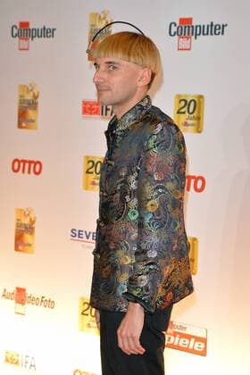 19.Goldener Computerpreis 2016 Neil Harbisson, Cyborg Verleihung des 19. Goldener Computers der Fachzeitschrift Computer Bild im Axel-Springer-Haus in Berlin am 30.08.2016
