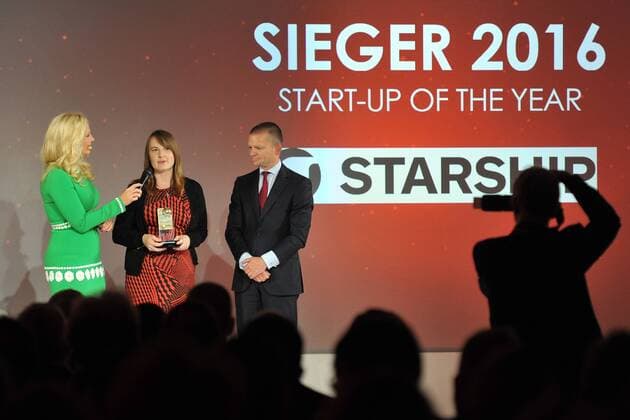 19.Goldener Computerpreis 2016 Barbara Schoeneberger, Helen Karten, Starchip, Jan Bayer Axel-Springer-Vorstand Verleihung des 19. Goldener Computers der Fachzeitschrift Computer Bild im Axel-Springer-Haus in Berlin am 30.08.2016