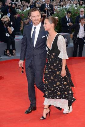 210942 Degun Starface 2016-09-01 Venise Italie Mostra 2016. 73nd Venice International Film festival. Photocall du film The light between oceans . Mostra 2016. 73nd Venice International Film Festival. Red Carpet of the light between oceans movie. Alicia Vikander .Michael Fassbinder. Fassbender, Michael; Vikander, Alicia  Copyright: xDegunx xStarfacex STAR_210942_016