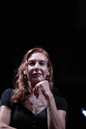 German singer and actress Ute Lemper sings during a rehearsal with the National Symphonic Orchestra at the Palace of Beaux Arts in Mexico City, Mexico, 1 September 2016. EFE Sashenka Gutierrez UTE LEMPER IN MEXICO !ACHTUNG: NUR REDAKTIONELLE NUTZUNG!  MEX003 20160901-636083673603503500