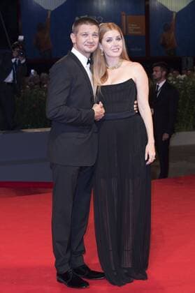 Jeremy Renner and Amy Adams attending the Arrival premiere at the 73rd Venice International Film Festival on September 01, 2016 in Venice, Italy. Foto:xDaziramx xFuturexImage