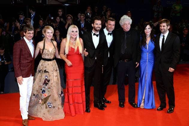 210972 Degun Starface 2016-09-02 venise Italie Mostra 2016. 73nd Venice International Film Festival. Red Carpet of The Bleeder movie.Philippe Falardeau (director), Liev Schreiber (actor), Naomi Watts (actress), Carl Hampe (producer)  Copyright: xDegunx xStarfacex STAR_210972_041