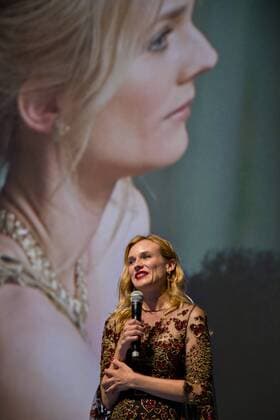 210970 Arnal-Bar Starface 2016-09-02 Deauville France 42nd Deauville American Film Festival. Red CarpetÃ? of Infiltrator.  Copyright: xArnal-Barx STAR_210970_006