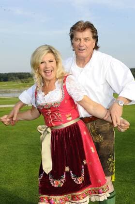 Marianne und Michael 5. Marianne & Michael Lederhos«n Cup Golfclub Valley Golfplatz Tegernsee Muenchen 02. September 2016
