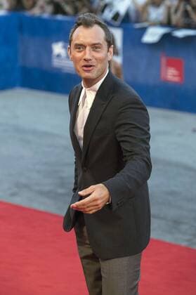 Jude Law attending the The Young Pope premiere at the 73rd Venice International Film Festival on September 03, 2016 Foto:xDaziramx xFuturexImage