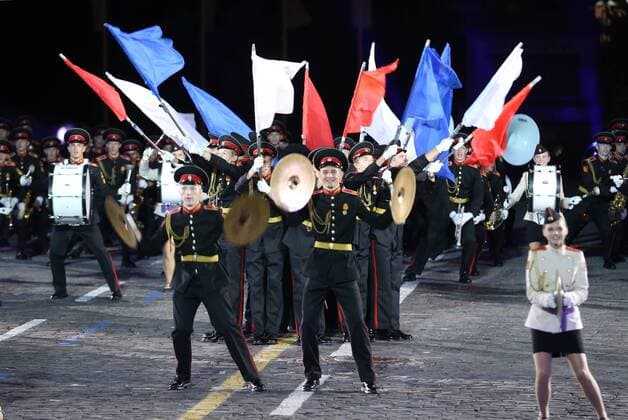 MOSCOW, RUSSIA - SEPTEMBER 4, 2016: The Band of the Moscow Military Music College perform at the closing ceremony of the 9th Spasskaya Tower international military music festival, in Red Square. Marina Lystseva TASS  TS02FD8E