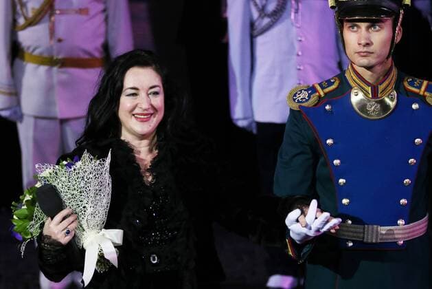 MOSCOW, RUSSIA - SEPTEMBER 4, 2016: Singer Tamara Gverdtsiteli (L) at the closing ceremony of the 9th Spasskaya Tower international military music festival, in Red Square. Marina Lystseva TASS  TS02FD82