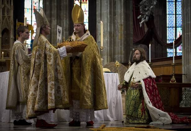 A re-enactment of the coronation of Charles IV (1316-1378) as king of Bohemia was staged in Prague s St Vitus Cathedral, Prague, Czech Republic, September 4, 2016 at the close of two-day festivity the City of Prague and Charles University jointly organised to mark the Holy Roman emperor s 700th birth anniversary. (CTKxPhoto KaterinaxSulova) CTKPhotoP201609040319801  suk1