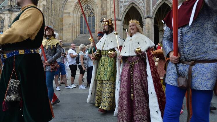 A re-enactment of the coronation of Charles IV (1316-1378) as king of Bohemia was staged in Prague s St Vitus Cathedral, Prague, Czech Republic, September 4, 2016 at the close of two-day festivity the City of Prague and Charles University jointly organised to mark the Holy Roman emperor s 700th birth anniversary. (CTKxPhoto KaterinaxSulova) CTKPhotoP201609040359901  SUK_4295