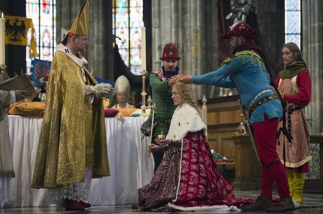 A re-enactment of the coronation of Charles IV (1316-1378) as king of Bohemia was staged in Prague s St Vitus Cathedral, Prague, Czech Republic, September 4, 2016 at the close of two-day festivity the City of Prague and Charles University jointly organised to mark the Holy Roman emperor s 700th birth anniversary. (CTKxPhoto KaterinaxSulova) CTKPhotoP201609040411101  suk19