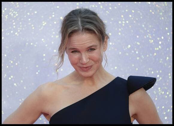 . 05 09 2016. London, United Kingdom. Bridget Jones s Baby premiere. Renee Zellweger arrives at the Odeon in Leicester square for the Bridget Jones s Baby premiere.  xAndrewxParsonsx xi-Imagesx IIM-13383-0025