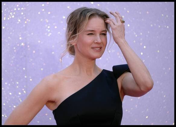 . 05 09 2016. London, United Kingdom. Bridget Jones s Baby premiere. Renee Zellweger arrives at the Odeon in Leicester square for the Bridget Jones s Baby premiere.  xAndrewxParsonsx xi-Imagesx IIM-13383-0026