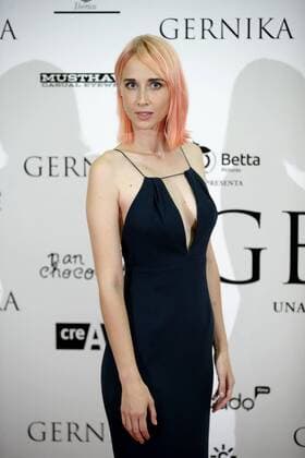 Spanish actress Naralia Alvarez-Bilbao poses as she arrives at the premiere of Koldo Serra s film Gernika , at Palafox cinema in Madrid, Spain, 05 September 2016. EFE JuanJo Martin PREMIERE OF THE FILM GERNIKA IN MADRID !ACHTUNG: NUR REDAKTIONELLE NUTZUNG!  MAD001 20160905-636087115404151235