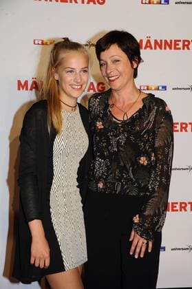 Filmpremiere von Männertag in München - Jule Ronstedt mit Tochter Helena Premiere Männertag Film Kino Fernsehen Mathäser Filmpalast München 05. September 2016