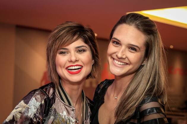 RIO DE JANEIRO, RJ - 05.09.2016: PRÉ ESTRÉIA DO FILME TÔ RYCA - Julianne Trevisol and Juliana Paiva during Pre premiere of the movie Tô Ryca, new film of Downtown Filmes and Paris Filmes, which opens in theaters on 22 09, held in Kinoplex Shopping Rio Sul in Rio de Janeiro, RJ. x1199006x  AndréxHorta