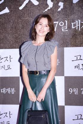 Hye-jin Yu,Ho-joon Sun and Ju-Hyuk Nam attend the VIP premiere of The Map Maker in Seoul, Korea on 05th September, 2016.(China and Korea Rights Out)  2016090600620
