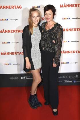 Jule Ronstedt mit Tochter Helene bei der Premiere des Kinofilms Männertag im Mathäser Filmpalast. München, 05.09.2016 Foto:xP.xSchönbergerx xFuturexImage
