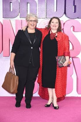 Joanna Scanlan mit Begleitung bei der Premiere des Kinofilms Bridget Jones s Baby im Odeon Leicester Square. London, 05.09.2016 Joanna Scanlan mit Begleitung  Foto:xS.xVasx xFuturexImage