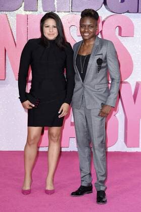 Nicola Adams mit Begleitung bei der Premiere des Kinofilms Bridget Jones s Baby im Odeon Leicester Square. London, 05.09.2016 Nicola Adams mit Begleitung  Foto:xS.xVasx xFuturexImage