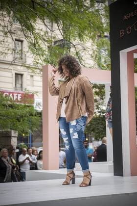 Ashley Nell Tipton Modenschau in New York Ashley Nell Tipton plus-sized fashions for JCPenney JCPenney presents a fashion show of clothing for plus sized women created by designer Ashley Nell Tipton in Greeley Square in New York on Tuesday, September 6, 2016. Tipton is partnering with the department store in a plus-sized line for JCPenney s Boutique+ brand. Tipton was the winner of season 14 of Project Runway. (  RichardxB.xLevine