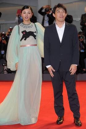 Filmfestspiele Venedig - The Bad Batch Filmpremiere 73rd Venice Film Festival, Red Carpet film The bad batch . Pictured: Kei Ishikawa, Hikari Mitsushima  Copyright: xAlbertoxTerenghi Veneziax2016x