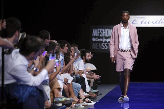 A model presents the creations of the firm Emidio Tucci during the alternative catwalk MFSHOW MEN, that will present the trends in men s fashion for the upcoming spring summer, at Museo del Traje in Madrid, Spain, 06 September 2016. MFSHOW MEN CATWALK !ACHTUNG: NUR REDAKTIONELLE NUTZUNG!  MAD001 20160906-636087982695836834